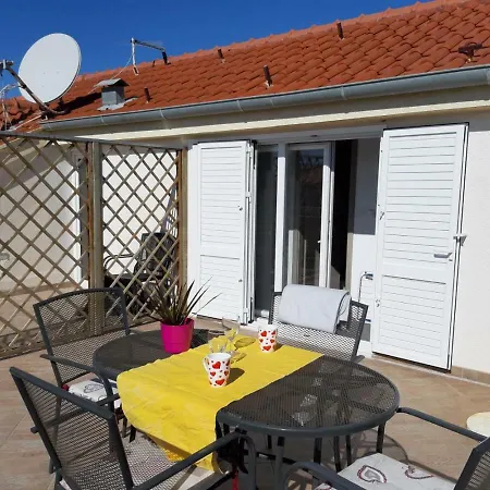 Apartment Place 2 Stay Hvar Town Exterior photo