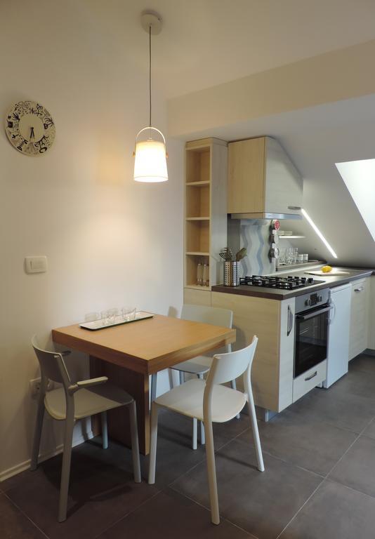 Apartment Place 2