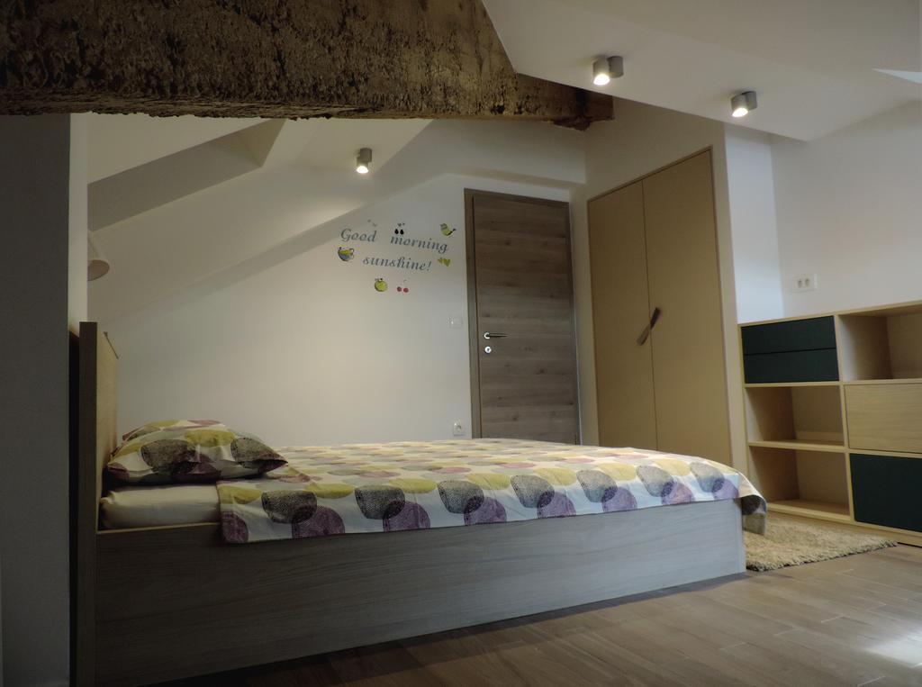 Apartment Place 2